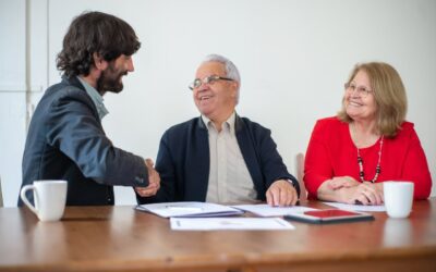 A Revolução das Parcerias: Como a Presença Digital Desbloqueia Conexões Estratégicas para Empresas em 2025